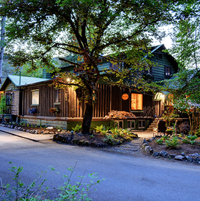 Morrisons Rogue Wilderness Lodge - Lodging, Fishing, Rafting and